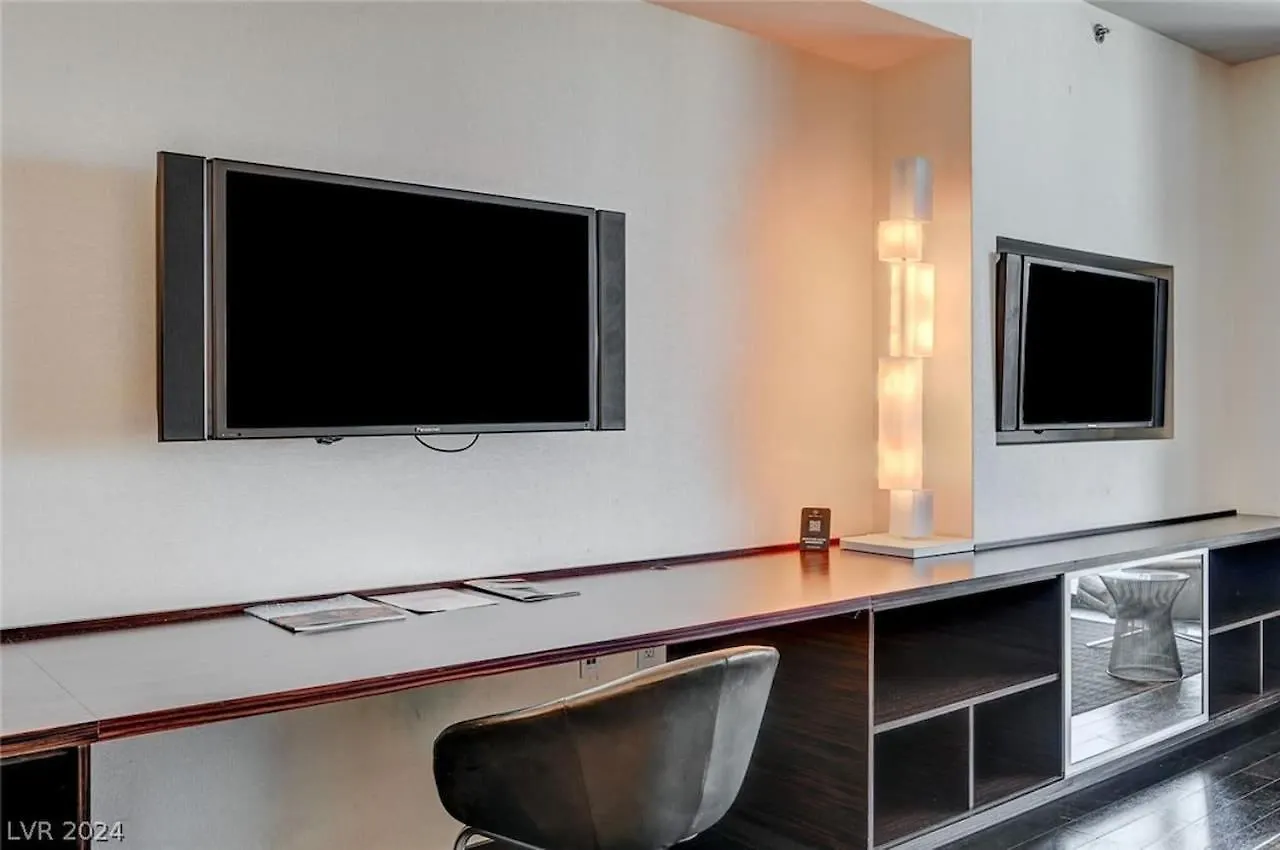 35Th Floor Palms 35309 Balcony Access Apartment Las Vegas United States